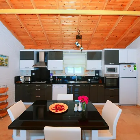 Sude *